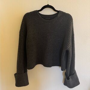Banana Republic Charcoal Ribbed Crew Neck Sweater in Size XS